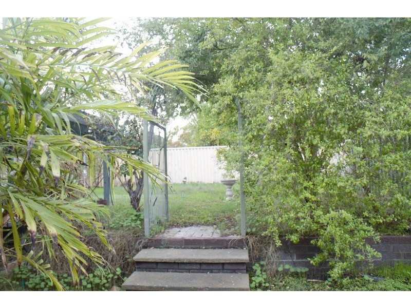 26 Winship Ave, Wanneroo WA 6065