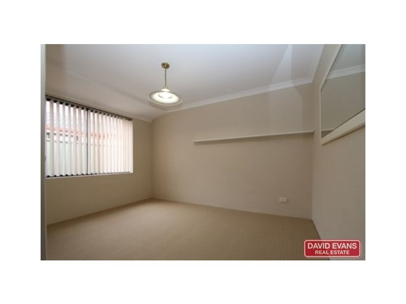 8 Sierra Nevada Ridge, Merriwa WA 6030