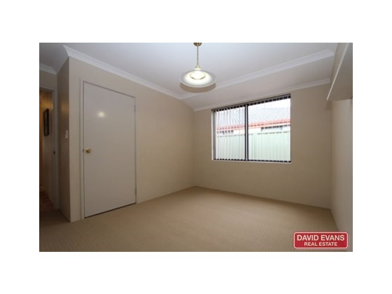 8 Sierra Nevada Ridge, Merriwa WA 6030