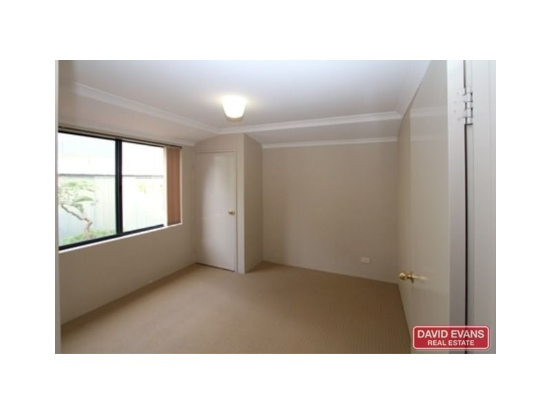 8 Sierra Nevada Ridge, Merriwa WA 6030