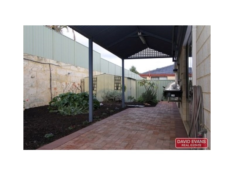 8 Sierra Nevada Ridge, Merriwa WA 6030