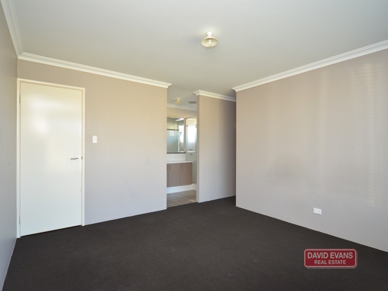 12 Jingana Road, Banksia Grove WA 6031