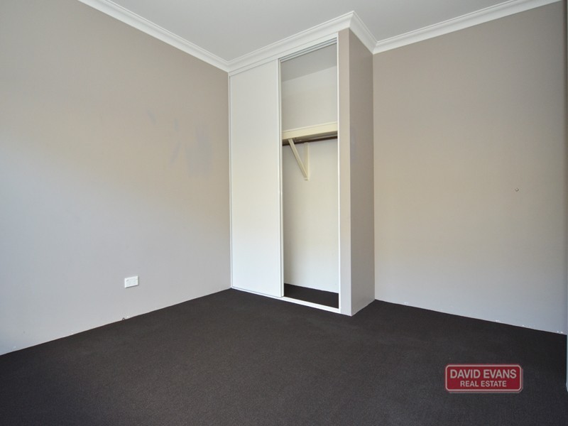 12 Jingana Road, Banksia Grove WA 6031