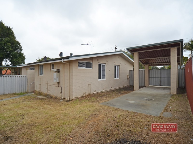 4a Hatfield Way, Girrawheen WA 6064