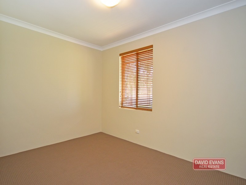 102 Gibson Ave, Padbury WA 6025