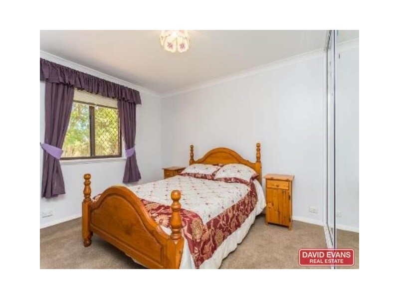 31 Gibbs Road, Nowergup WA 6032