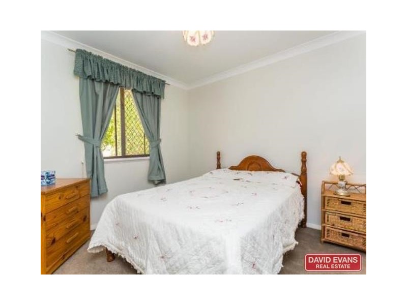 31 Gibbs Road, Nowergup WA 6032