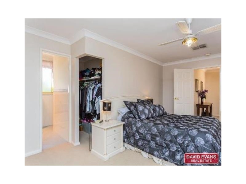 31 Gibbs Road, Nowergup WA 6032