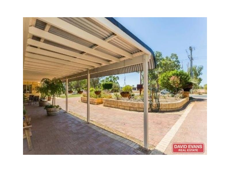 31 Gibbs Road, Nowergup WA 6032