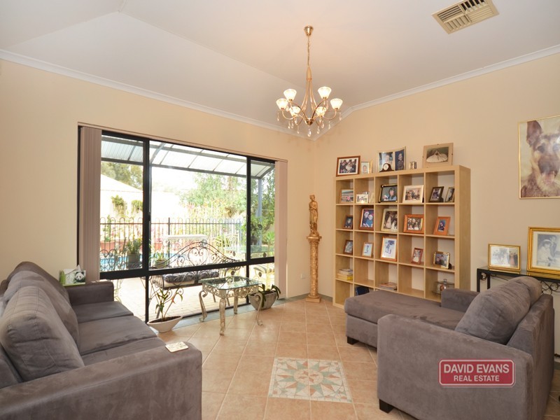 11 Eddington Road, Warwick WA 6024