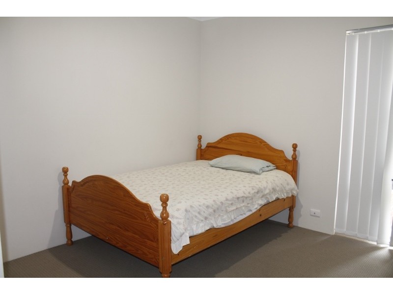 32 Delamere Ave, Currambine WA 6028