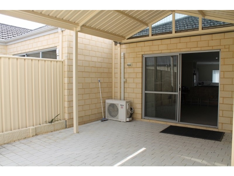 32 Delamere Ave, Currambine WA 6028