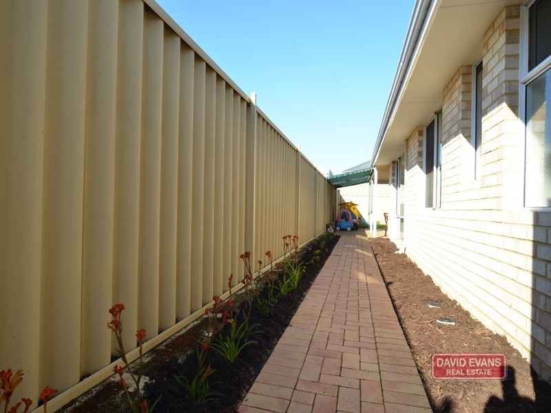 31 Carosa Road, Tapping WA 6065