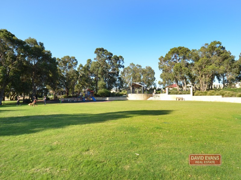 31 Carosa Road, Tapping WA 6065