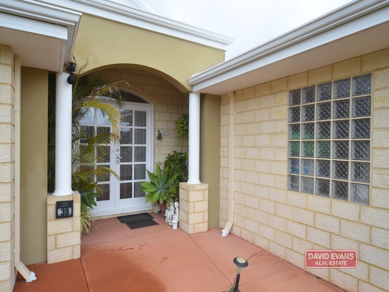 39 seaflower Way, Gabbadah WA 6041