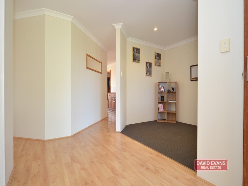 33 Cape Meares Cres, Butler WA 6036