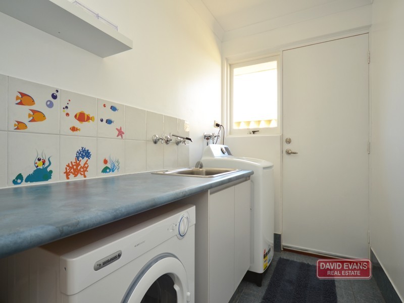 33 Cape Meares Cres, Butler WA 6036