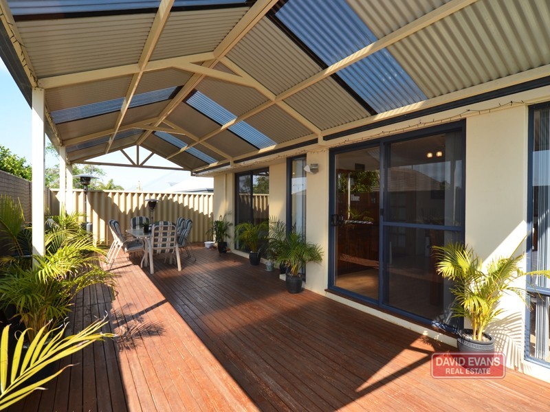 33 Cape Meares Cres, Butler WA 6036