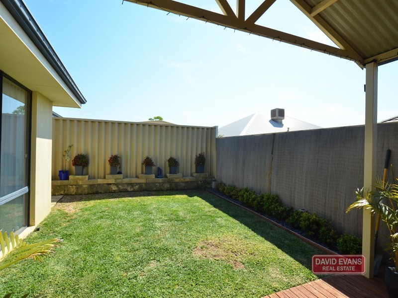 33 Cape Meares Cres, Butler WA 6036