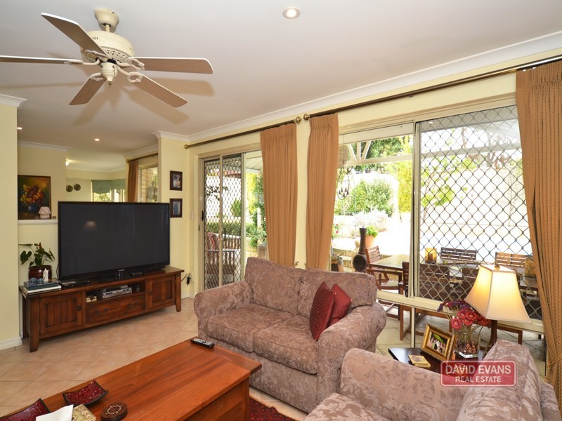 4 Titicaca Court, Joondalup WA 6027