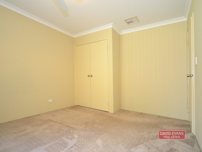 8 GRASMERE FAIRWAY, Tapping WA 6065