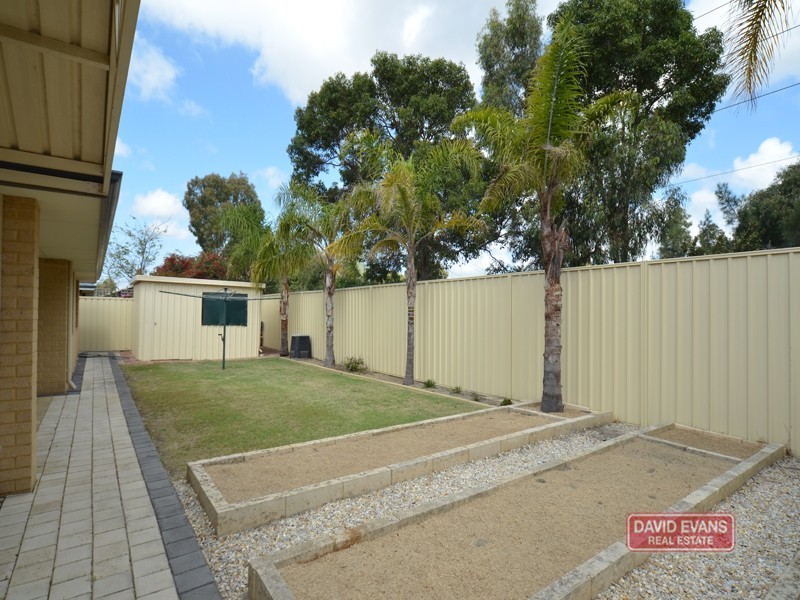 8 GRASMERE FAIRWAY, Tapping WA 6065