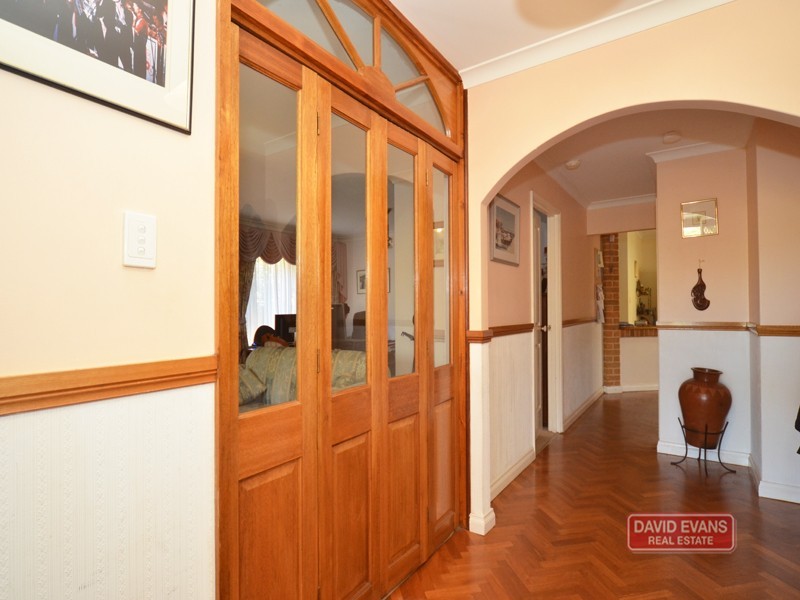 14 West View Blvd, Mullaloo WA 6027