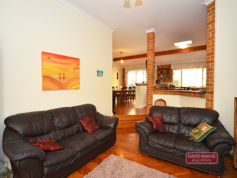 14 West View Blvd, Mullaloo WA 6027