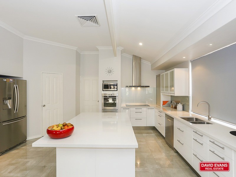 64 Bacchante Circle, Ocean Reef WA 6027
