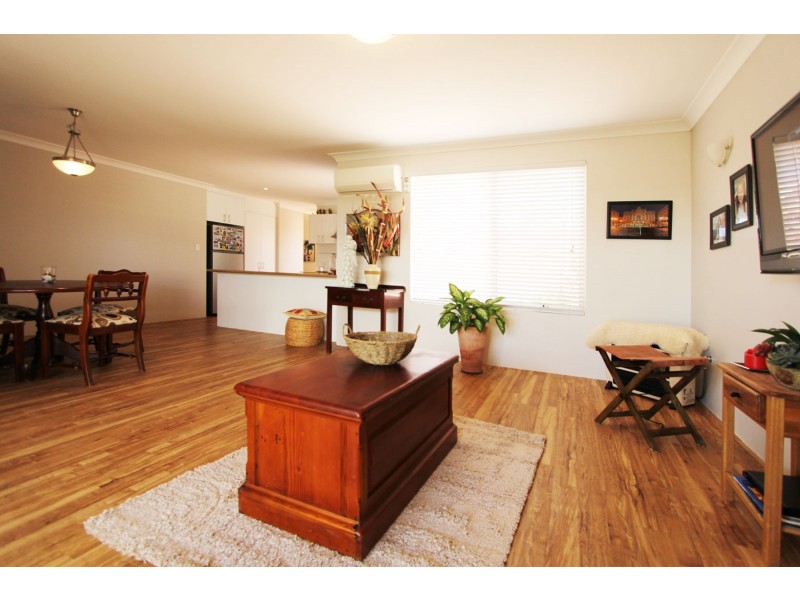 71B Hinchinbrook Avenue, Ridgewood WA 6030