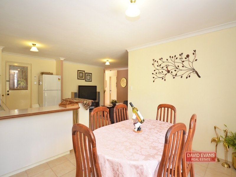 7 Celadon Loop, Banksia Grove WA 6031