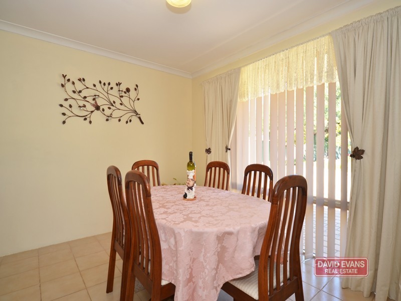 7 Celadon Loop, Banksia Grove WA 6031