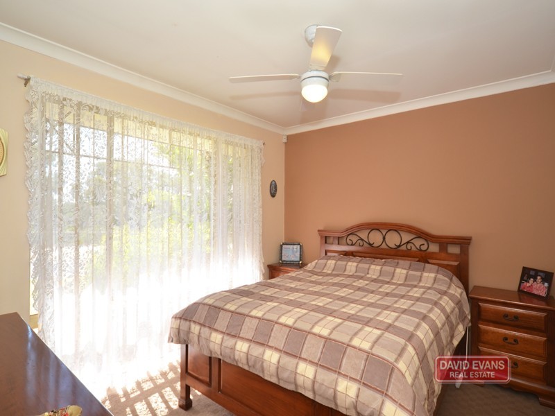 7 Celadon Loop, Banksia Grove WA 6031