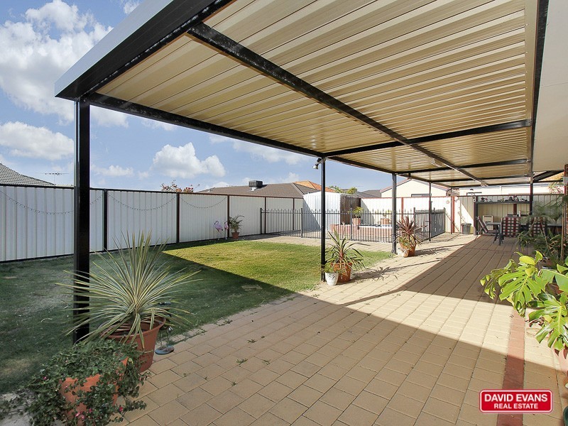 1 Yandella Promenade, Tapping WA 6065