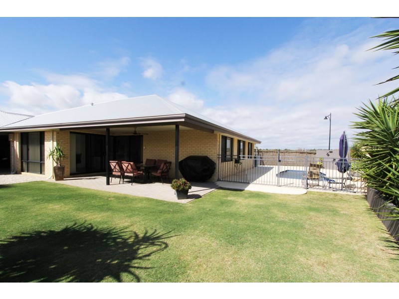 1 Portland Way, Ridgewood WA 6030