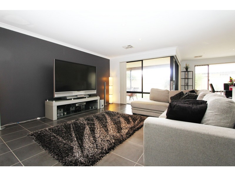 1 Portland Way, Ridgewood WA 6030