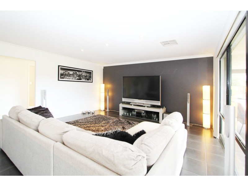 1 Portland Way, Ridgewood WA 6030
