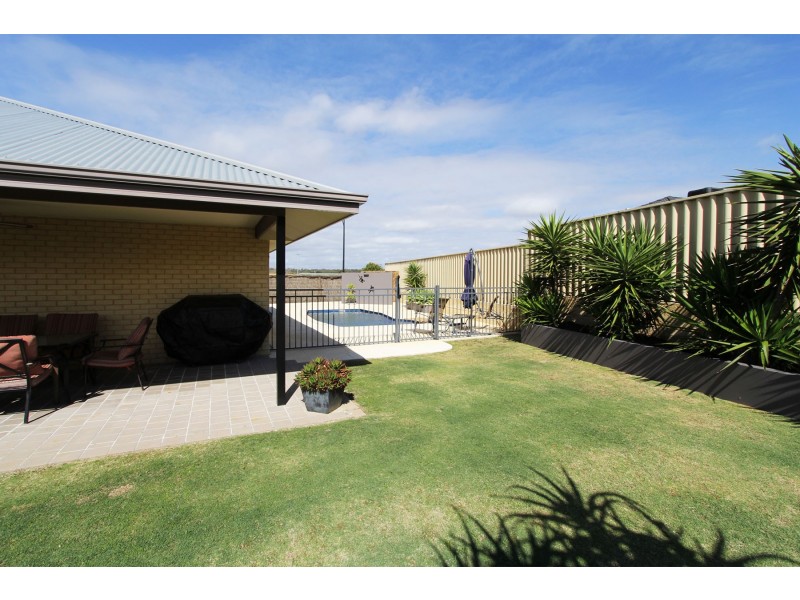 1 Portland Way, Ridgewood WA 6030