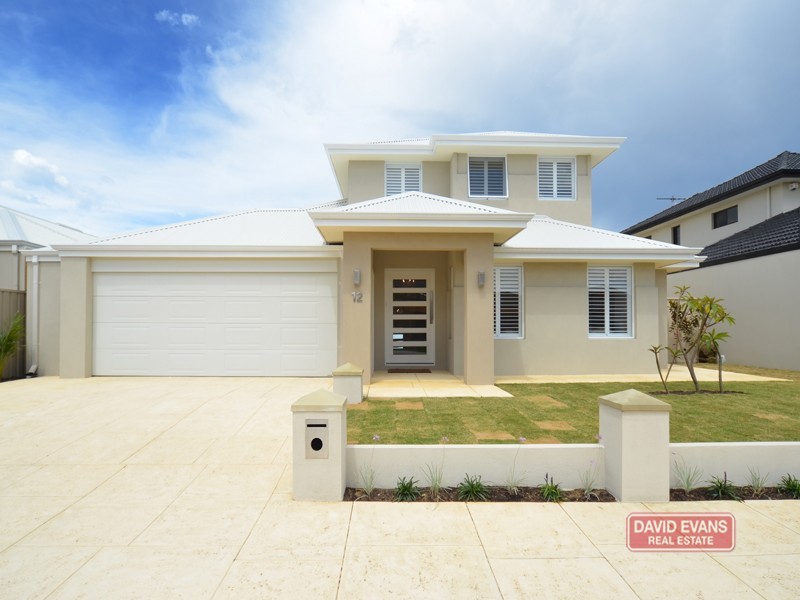 12 Hopewell Pass, Carramar WA 6031