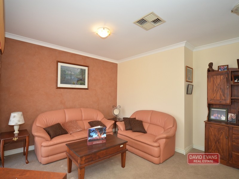 57 Stradbroke Gardens, Ridgewood WA 6030