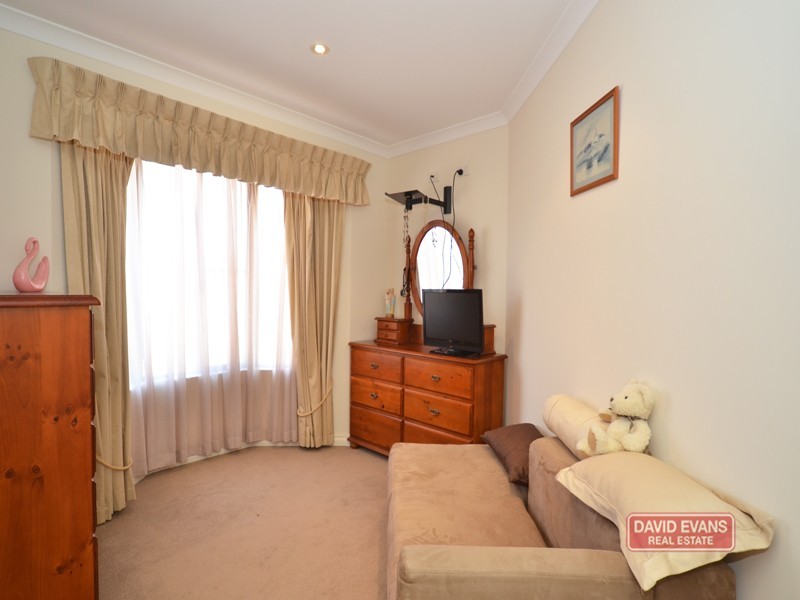 57 Stradbroke Gardens, Ridgewood WA 6030