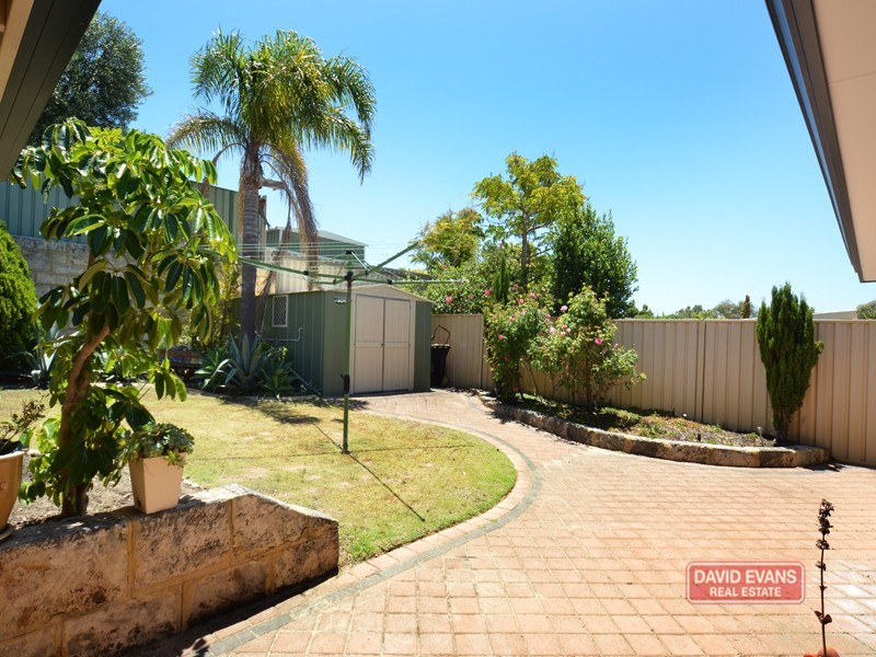 57 Stradbroke Gardens, Ridgewood WA 6030