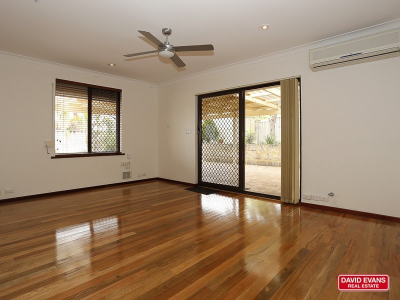 37 Coyle Road, Beldon WA 6027