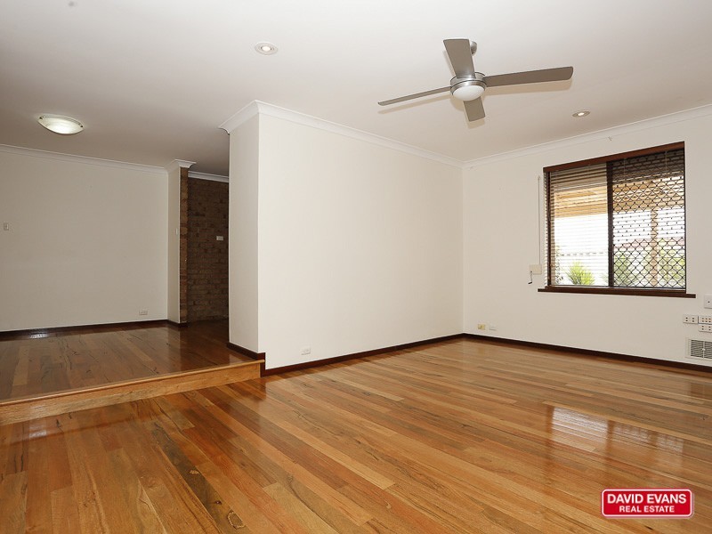 37 Coyle Road, Beldon WA 6027