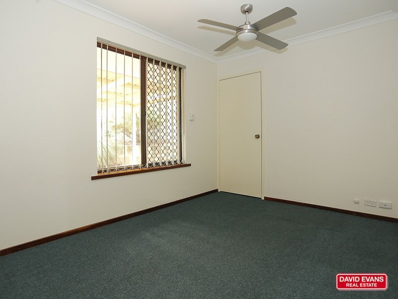 37 Coyle Road, Beldon WA 6027