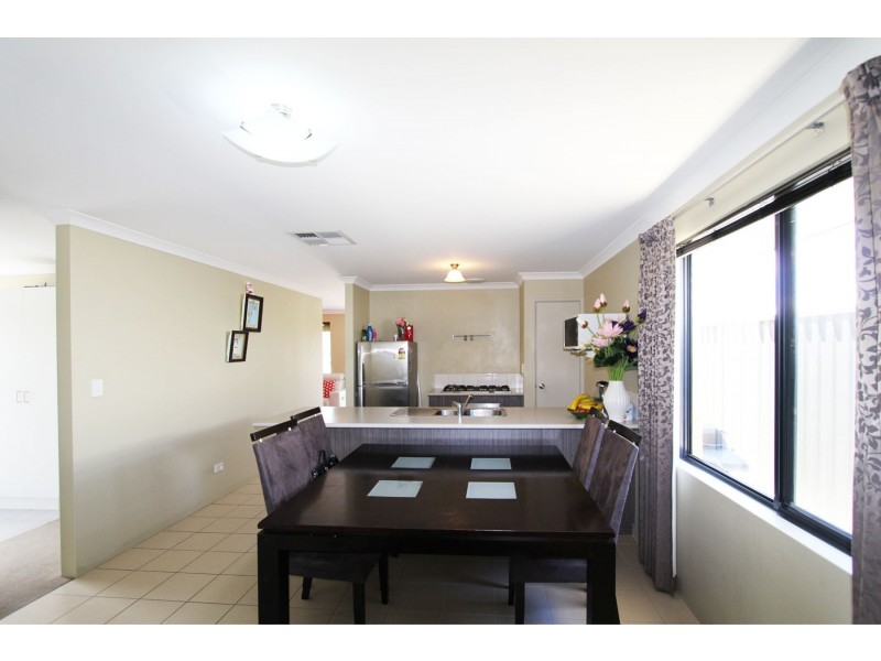 9 Rennes Lane, Landsdale WA 6065