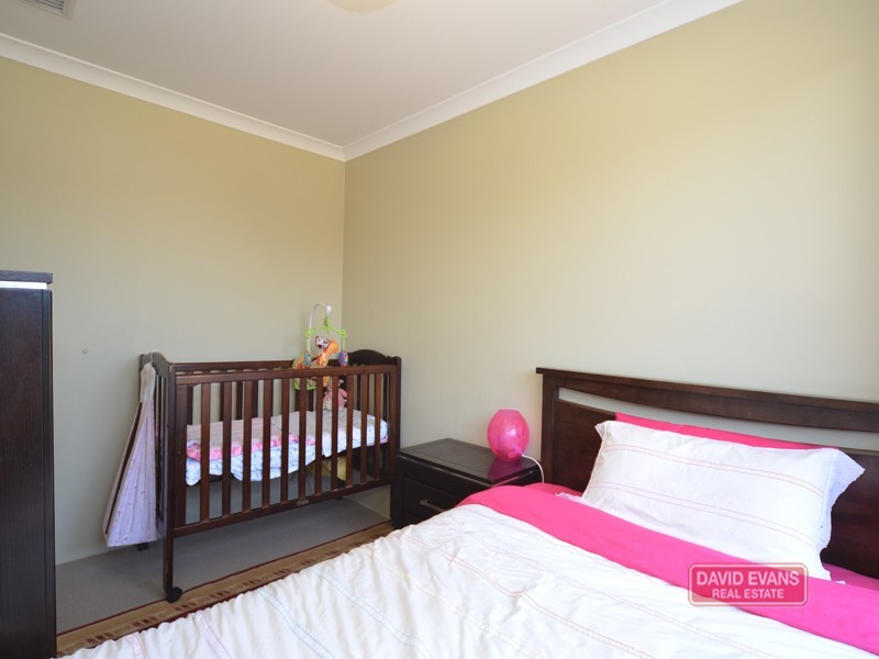 9 Rennes Lane, Landsdale WA 6065