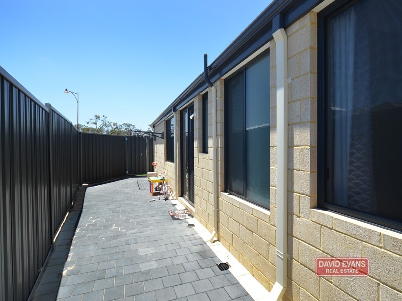 9 Rennes Lane, Landsdale WA 6065