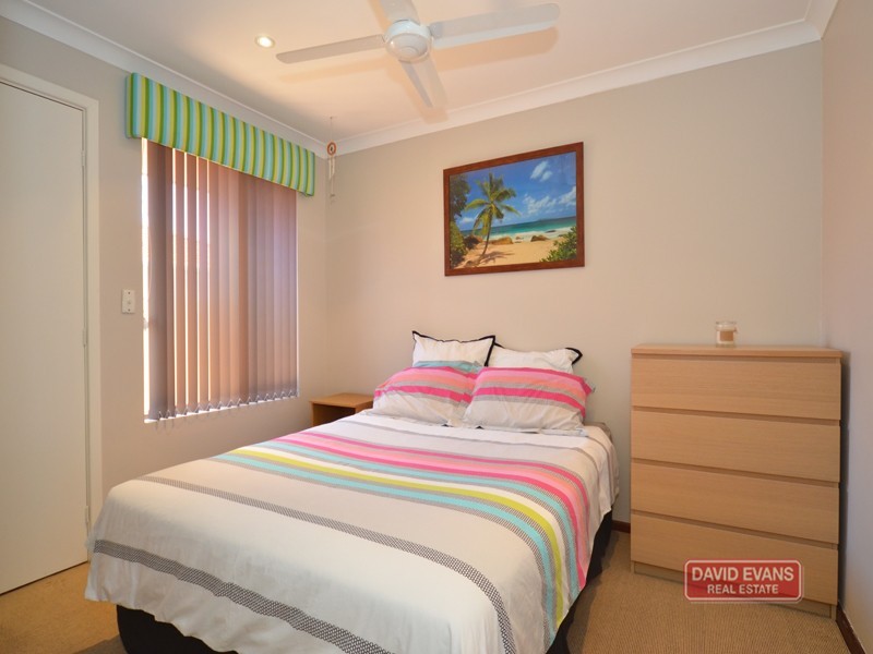 12 Drayton Green Way, Kingsley WA 6026