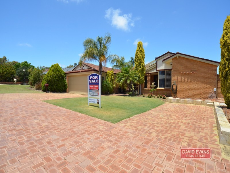 12 Drayton Green Way, Kingsley WA 6026